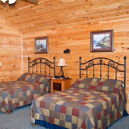 7Cs Lodging Flintstone Extérieur photo